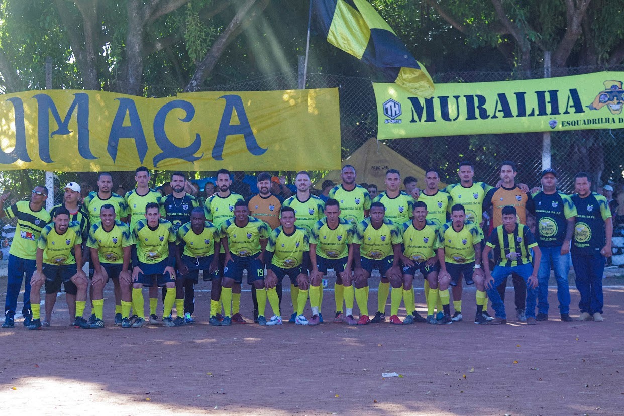 Com campo lotado, Real Família vence bonito e é o grande campeão da Copa Zona Oeste