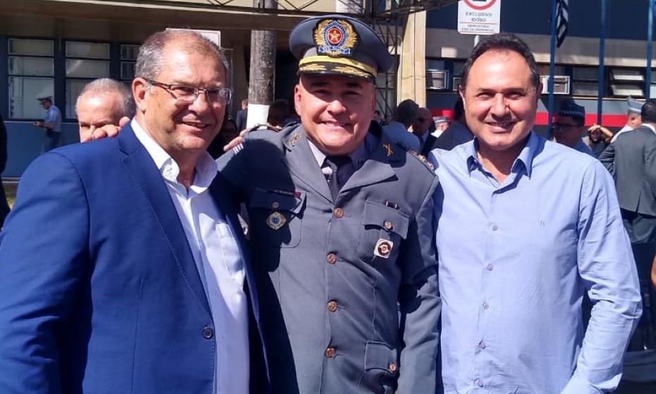 Policial da Reserva, Della Motta acompanha posse do comandante da PM em Ribeirão