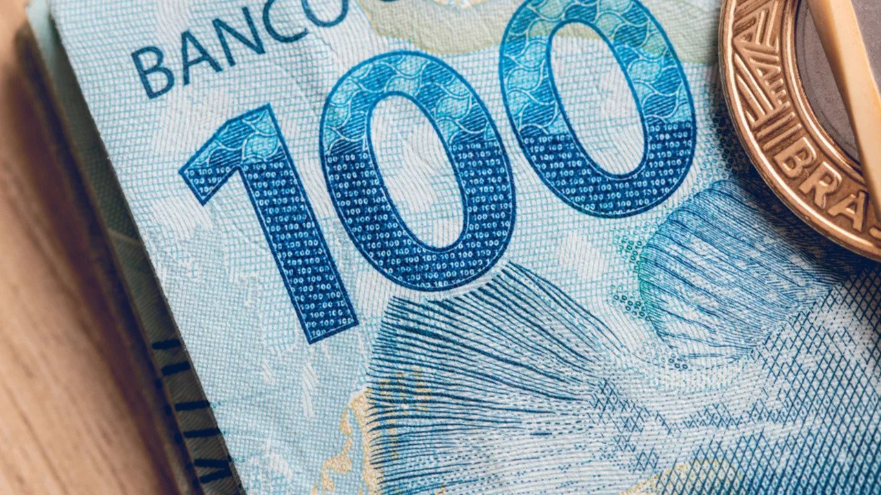 1,5 milhão de pessoas com dívidas até R$ 100 vão ter nome limpo a partir de segunda