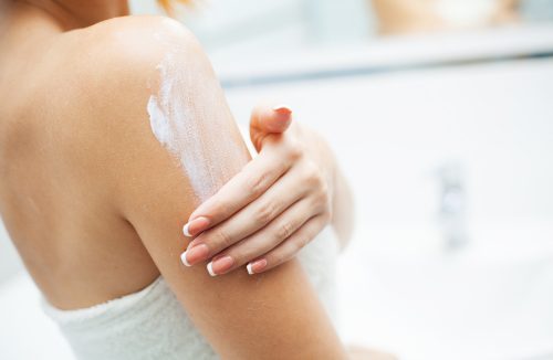 Hidratante corporal: Evite estes 5 erros para ter uma pele perfeita - Jornal da Franca