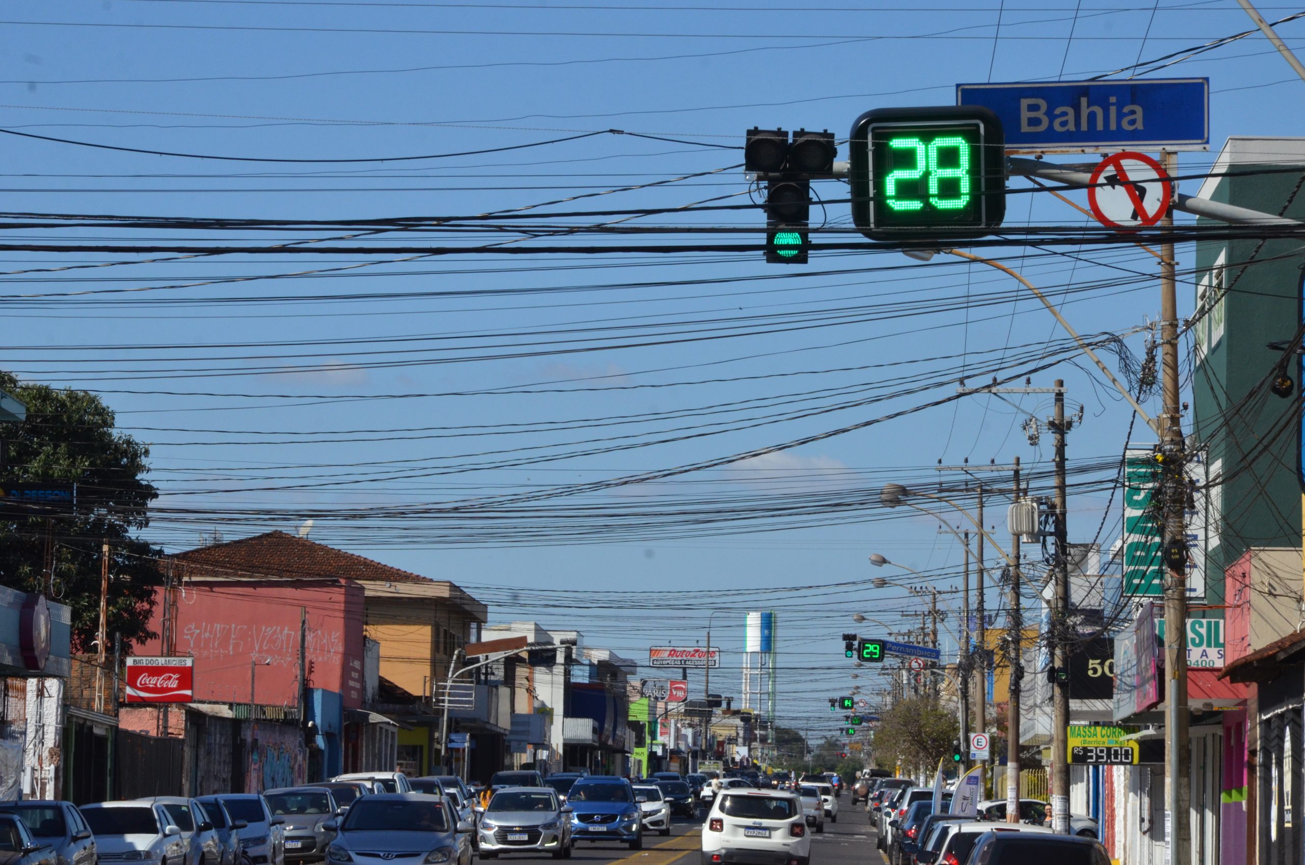 Em Franca, semáforos da avenida Brasil recebem contadores numéricos