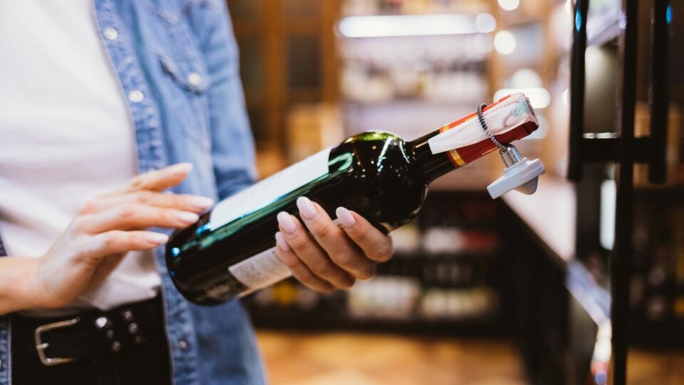 Entenda o que é o vinho “reservado”, o tipo mais comum vendido nos supermercados