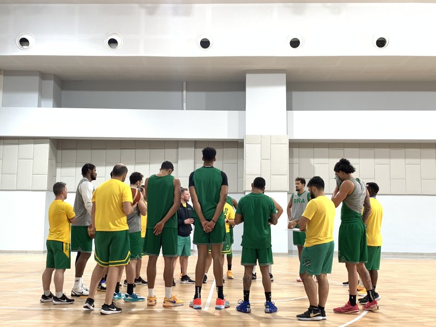 Seleção Brasileira de Basquete encara o Canadá pela segunda fase da Copa do Mundo