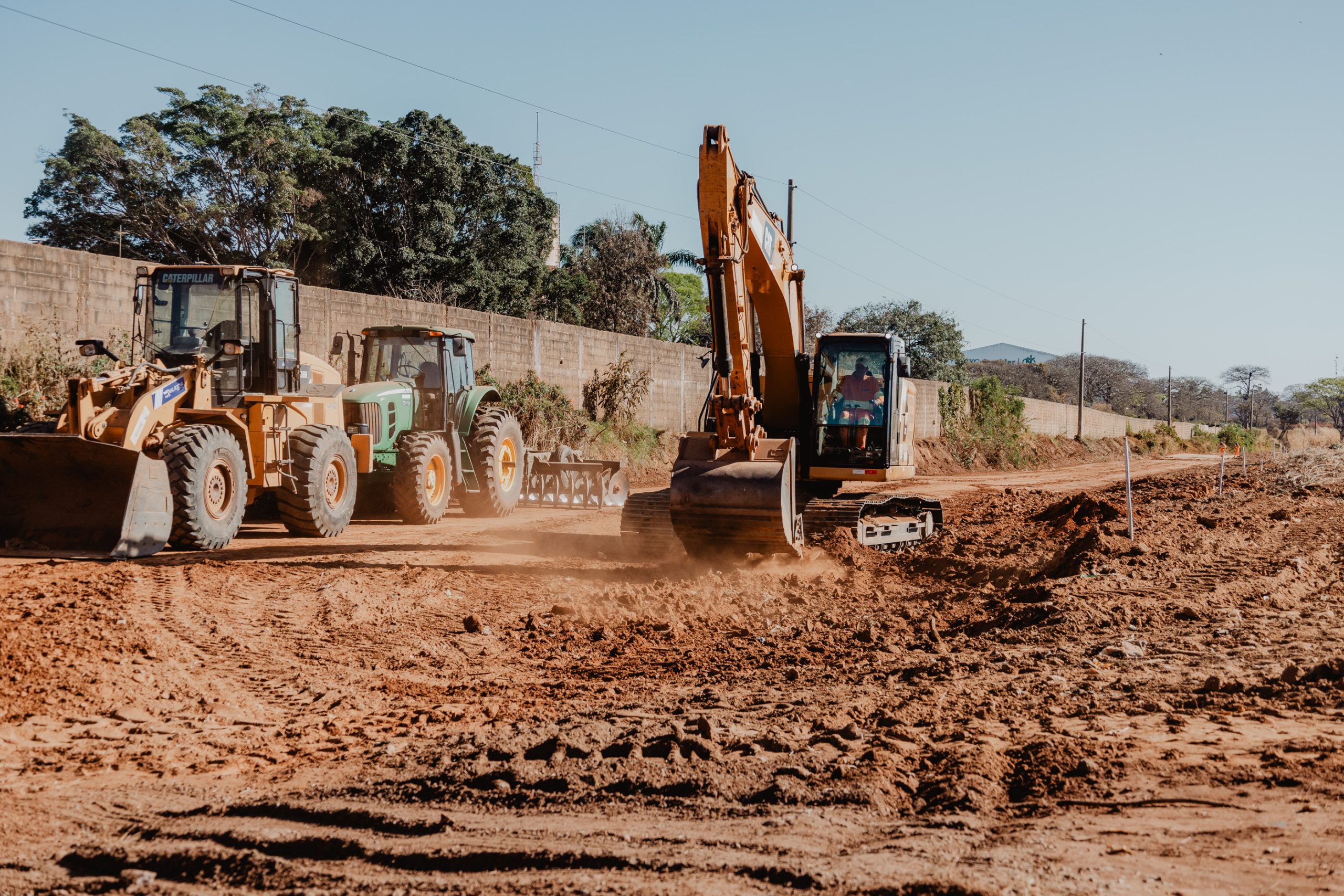 Prefeitura de Franca inicia pavimentação da av. Sidney Romeu de Andrade