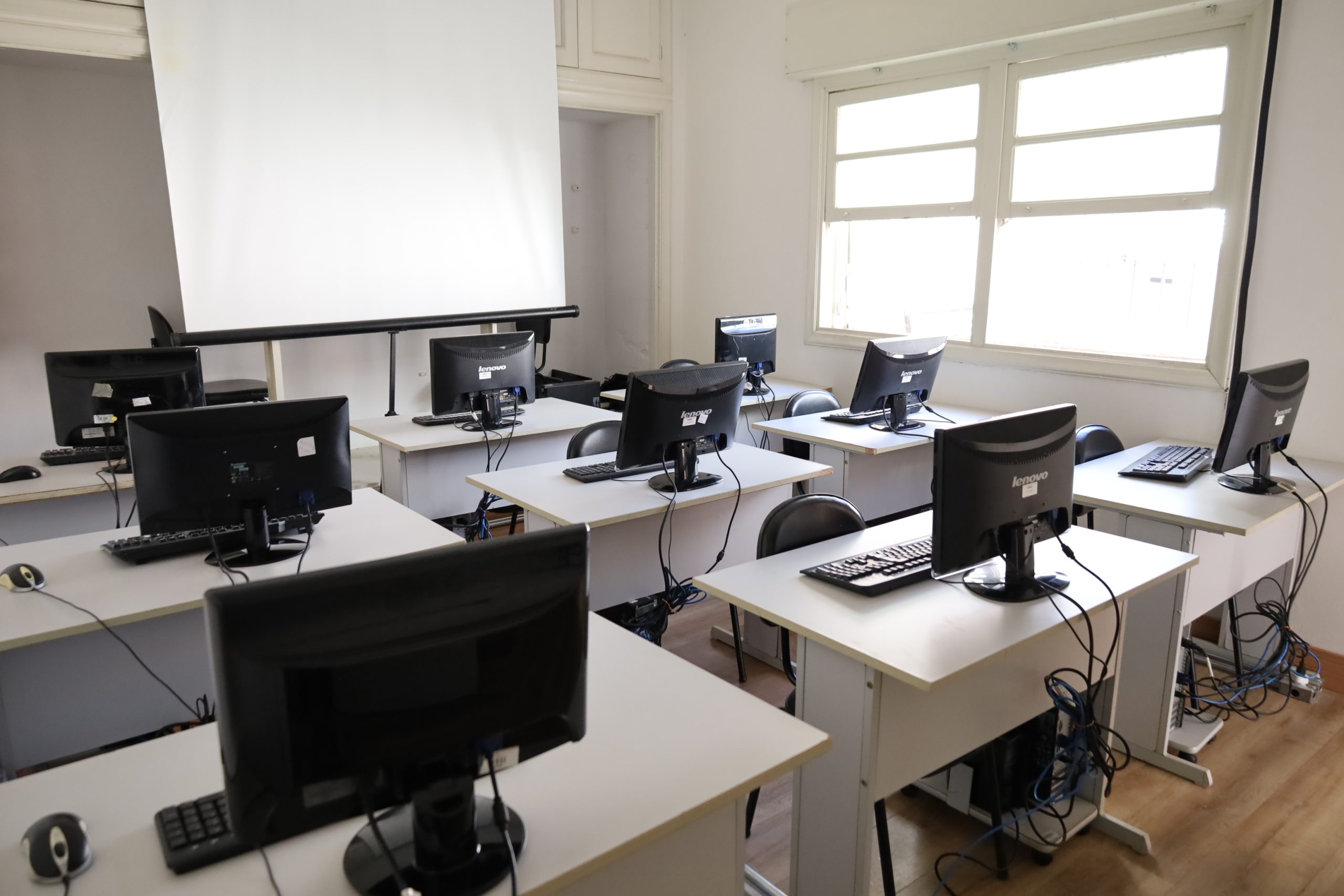 Franca oferece curso gratuito de informática para pessoas acima de 50 anos