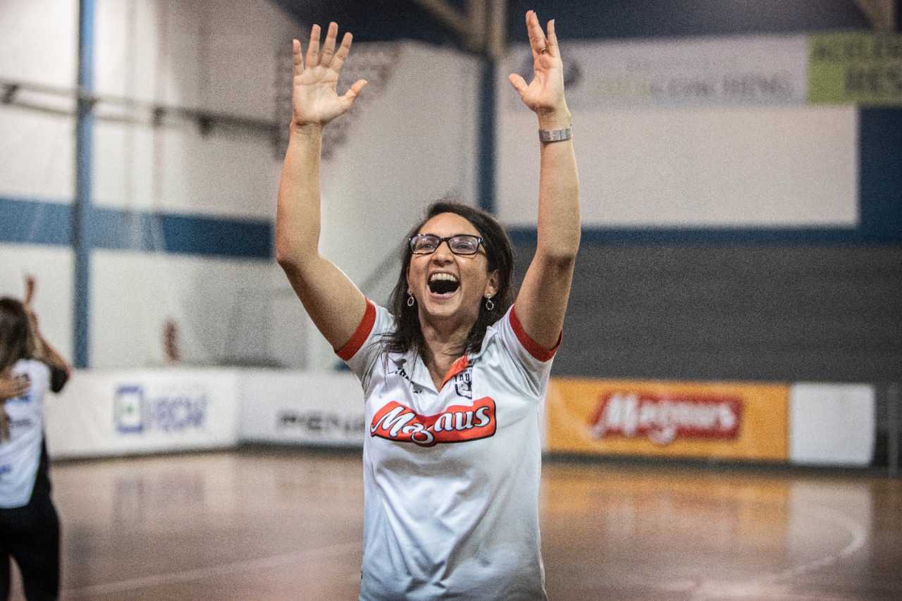 Em Franca, FEAC promove palestra com Melhor do Mundo no futsal