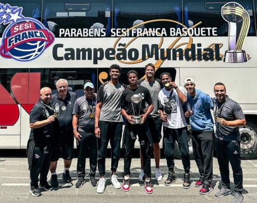 Sesi Franca Basquete pega o Pinheiros, nesta noite, pelo Campeonato Paulista