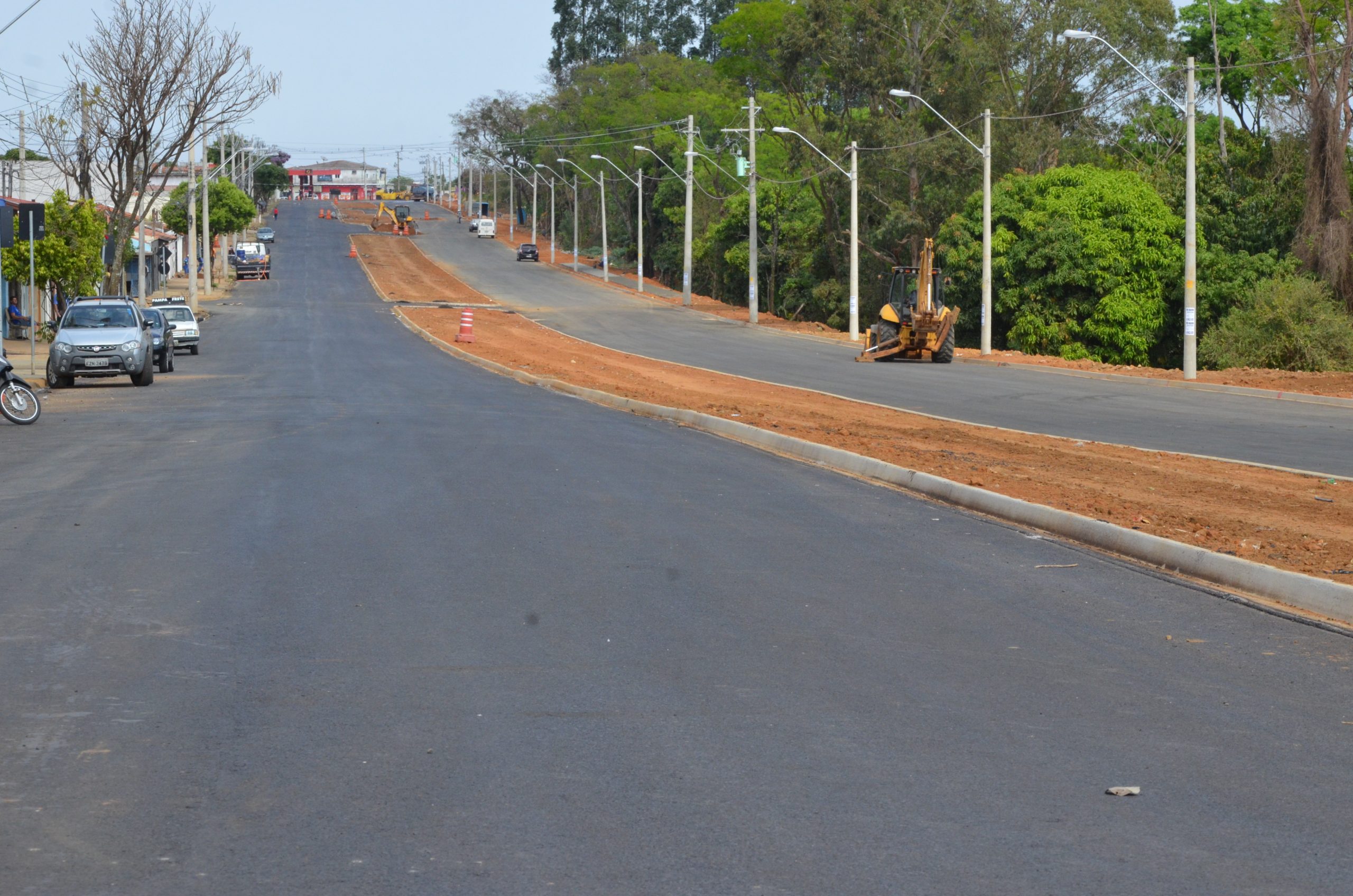Prefeitura de Franca conclui asfalto e prepara sinalização da av. Geralda Rocha