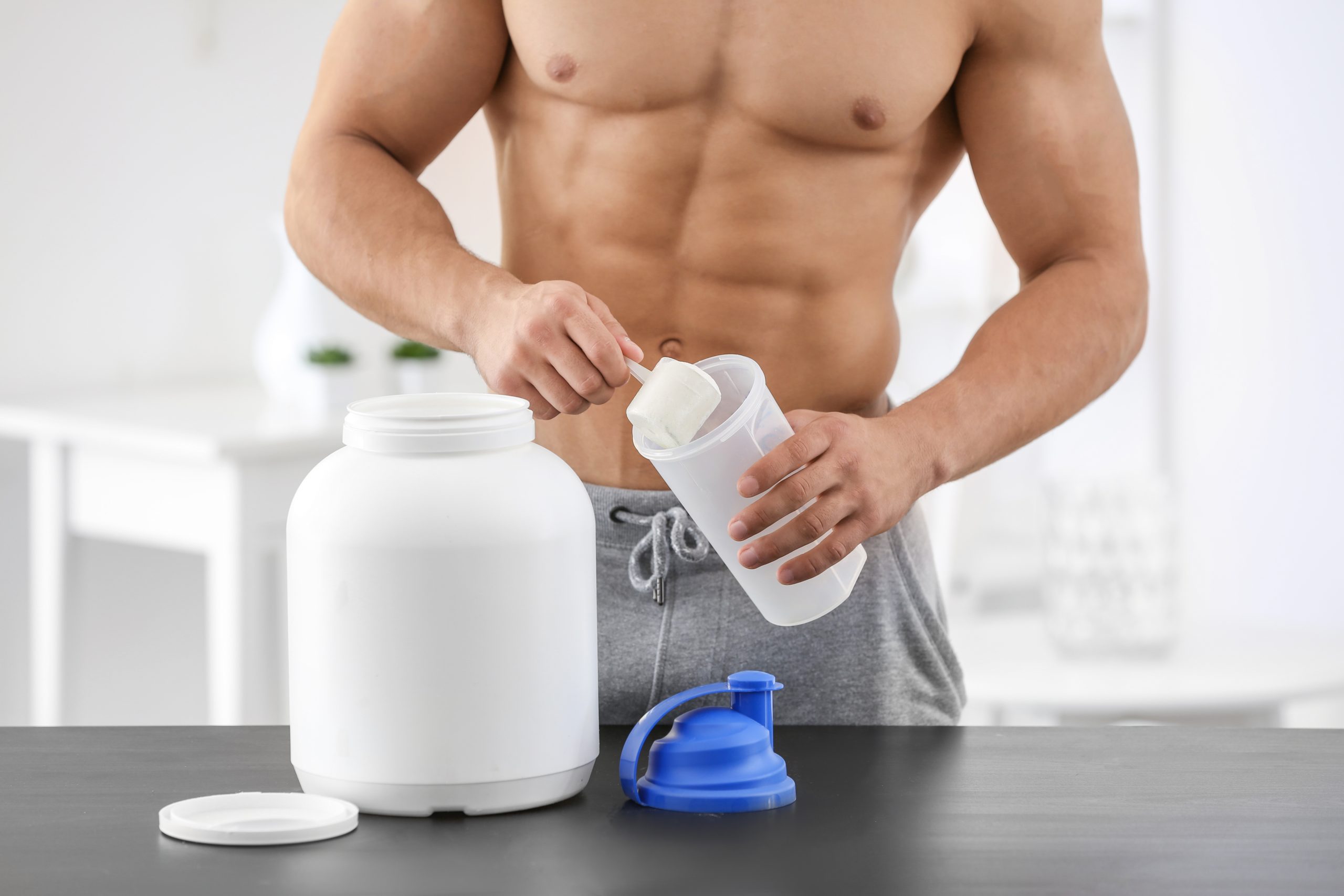 Whey protein: Pode tomar todo dia ou apenas quando treina? Entenda!