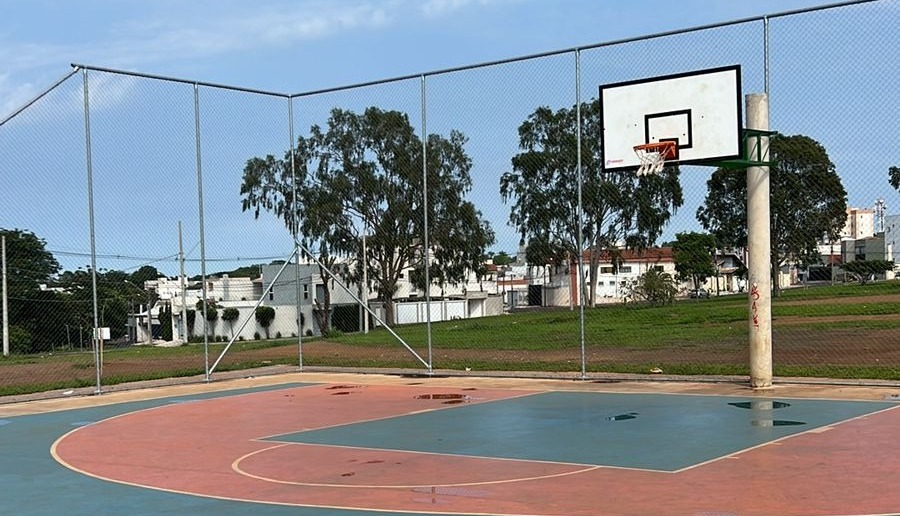 Cepel do Jardim Moema recebe novo aro; vereador cobra revitalização de área pública