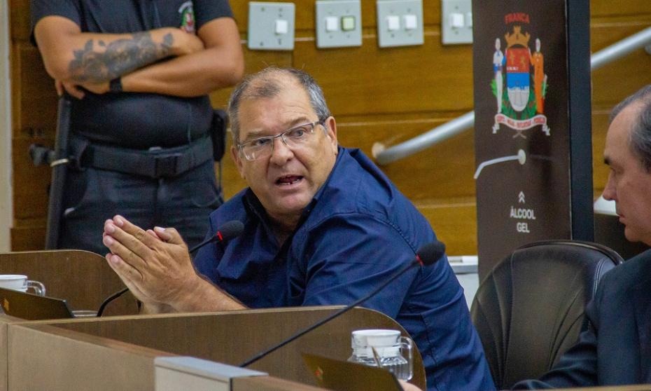 Câmara discute monitoramento eletrônico, abandono de veículos e a “Parada Segura”