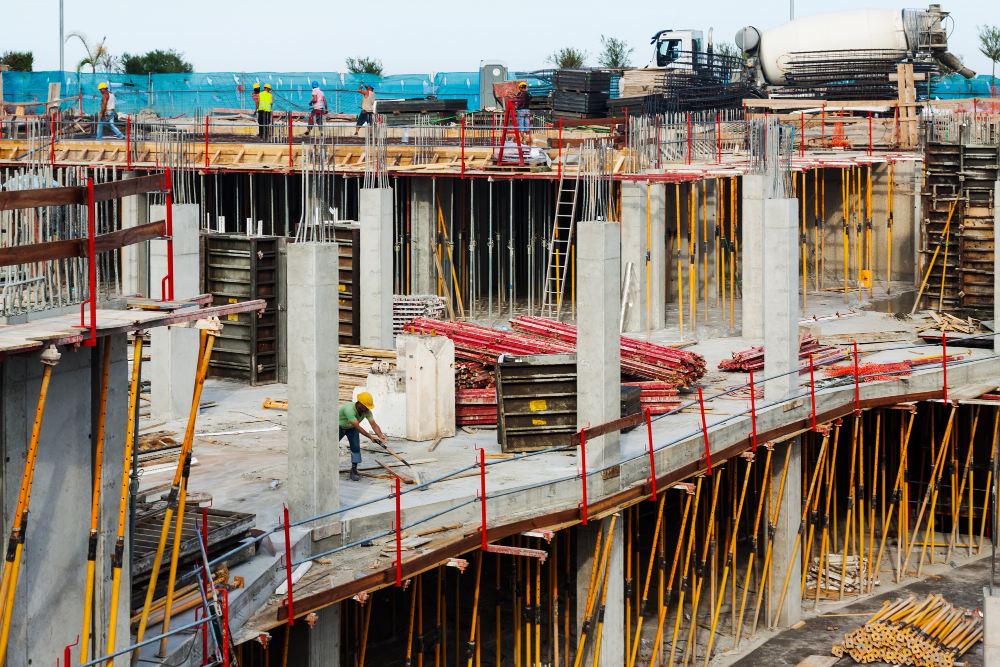 Setor da construção civil gera mais de 8 mil empregos com Carteira em agosto