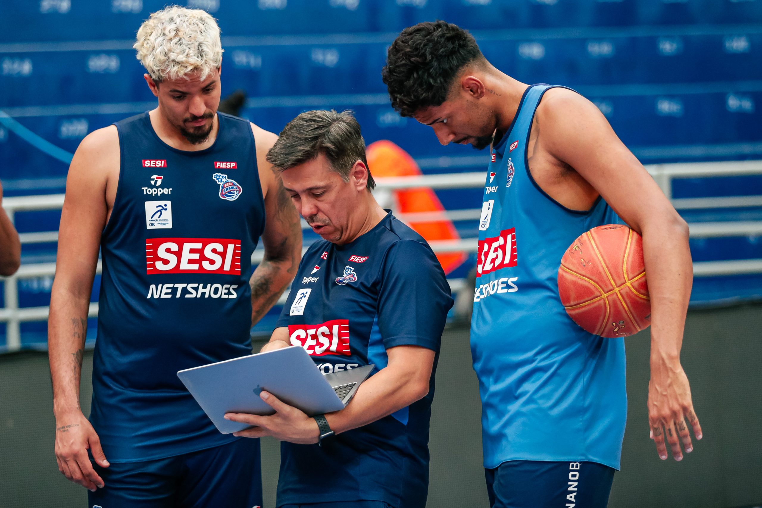Sesi Franca vem em terceiro no NBB; equipe briga pelo tricampeonato da competição
