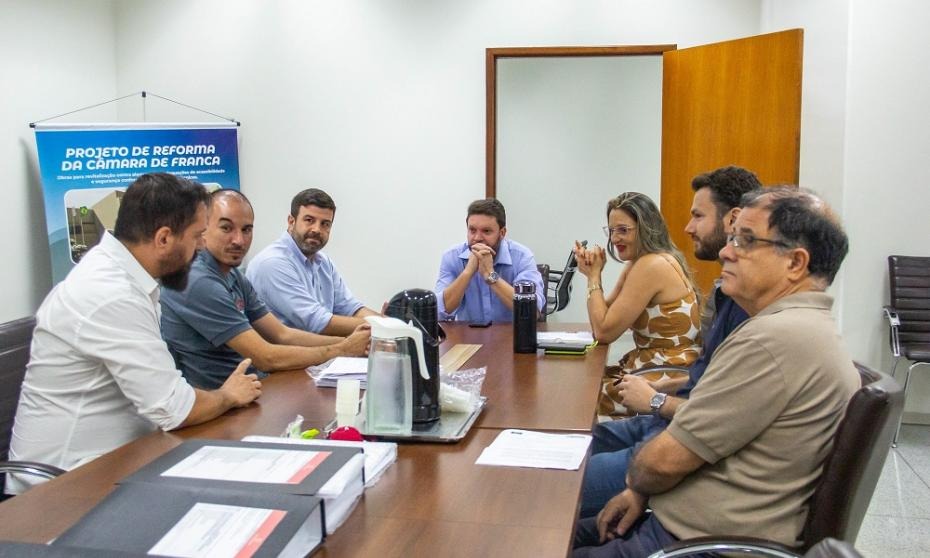 Câmara de Franca define quais serão as etapas para início da reforma de seu prédio