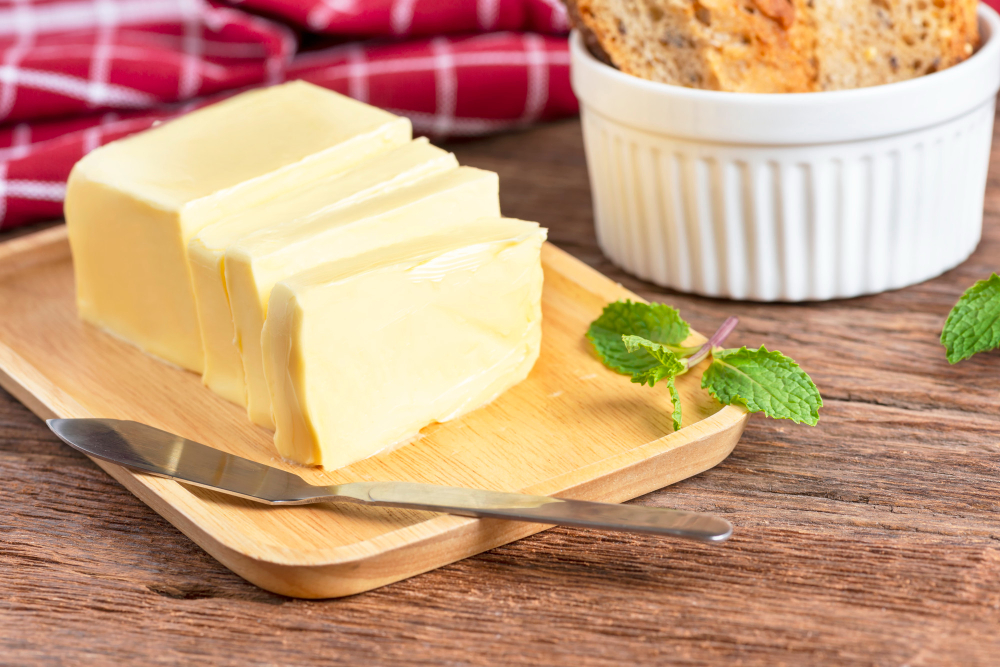 Manteiga x margarina: saiba qual é a mais saudável e os riscos do consumo