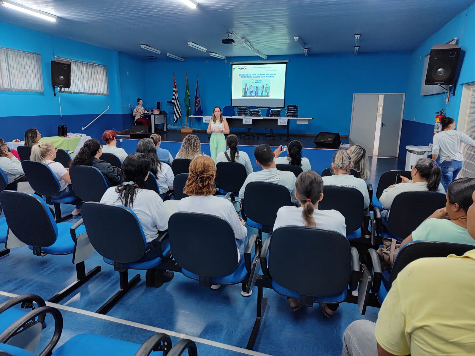 Franca participa de Seminário Internacional sobre Moradias em Brasília