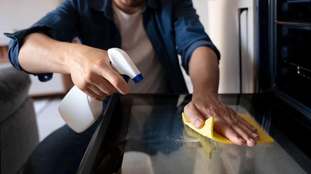 A razão de muitas pessoas estarem colocando açúcar dentro da água sanitária
