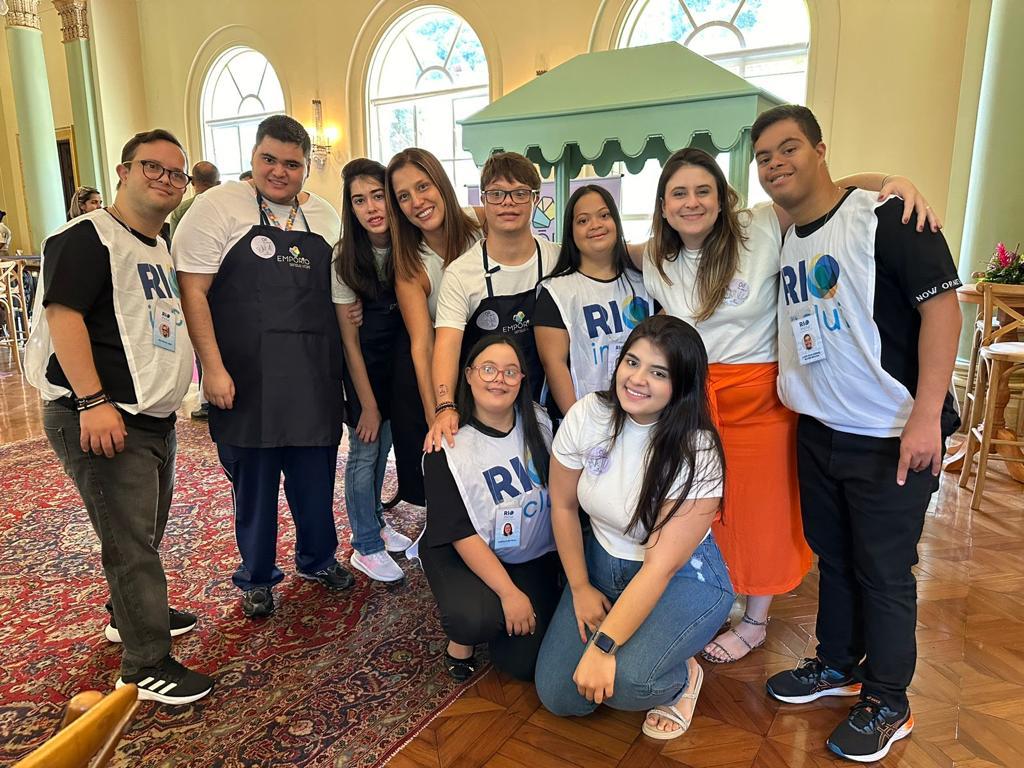 Inclusão e amor: primeira-dama do RJ recebe francanos no evento “RIOinclui”