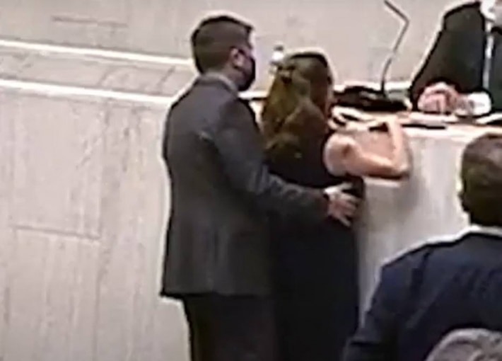 Deputado de SP é condenado à prisão por assédio à deputada, mas não vai para cadeia