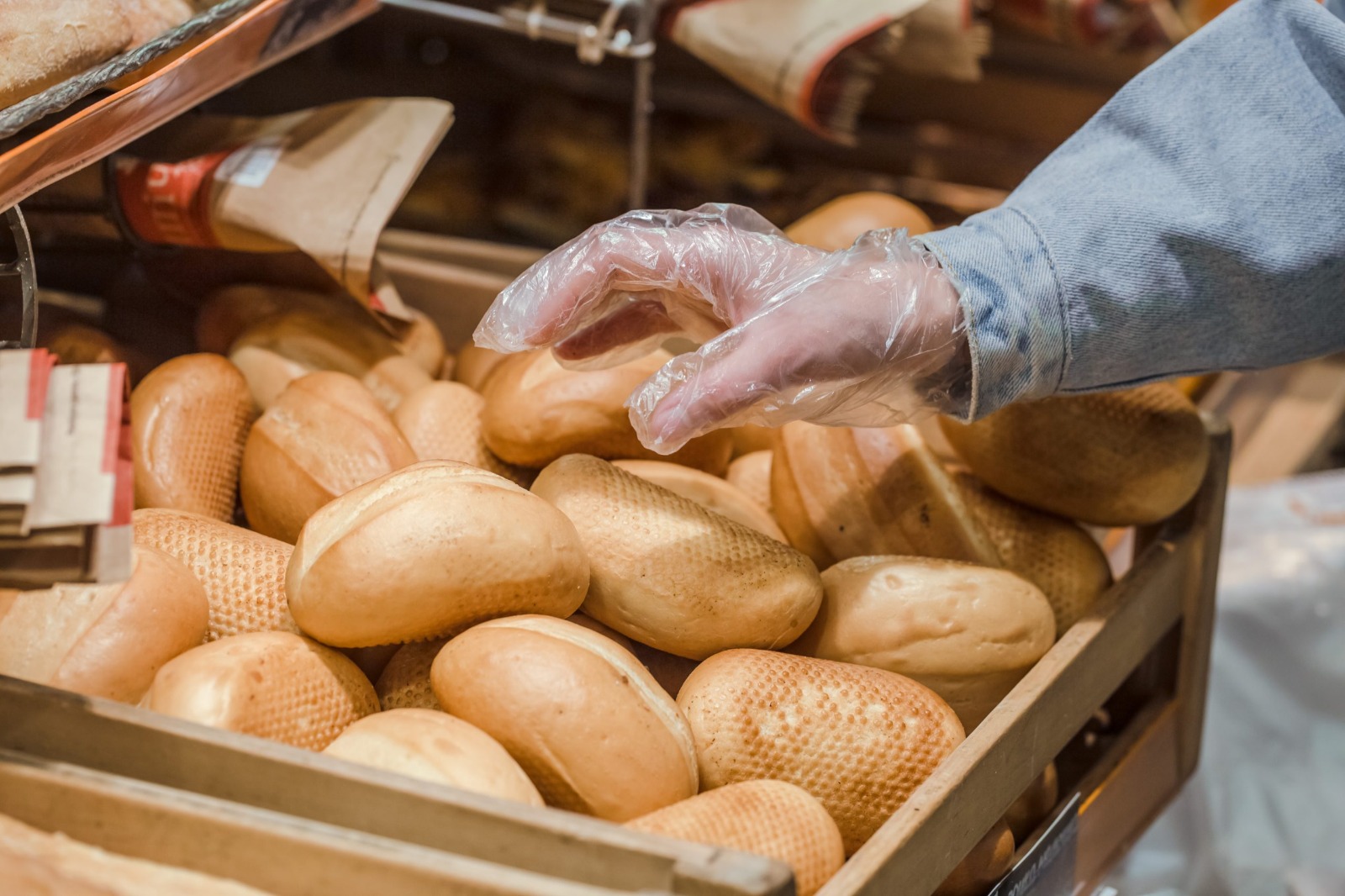 É possível a gente emagrecer comendo pão francês? Saiba mais sobre esse “vilão”