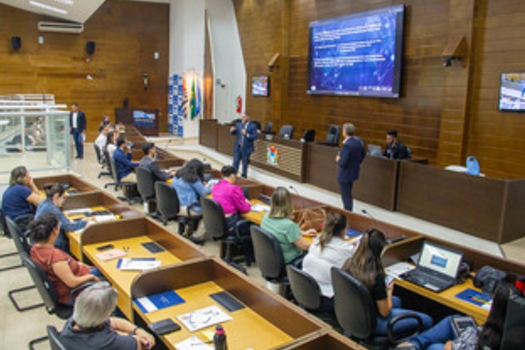 Câmara de Franca realiza oficina sobre Proteção de Dados em parceria com o Senado
