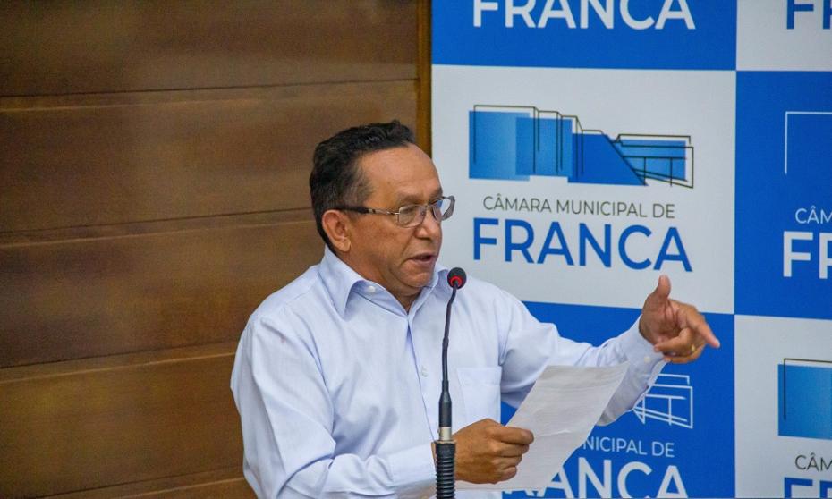Projeto cria programa “Faixa Azul Franca” para motociclistas nas principais avenidas