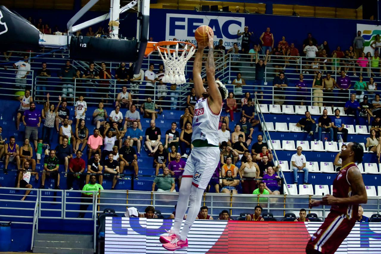 Em casa, Sesi Franca vence o Basquete Cearense: foco agora é a Champions League
