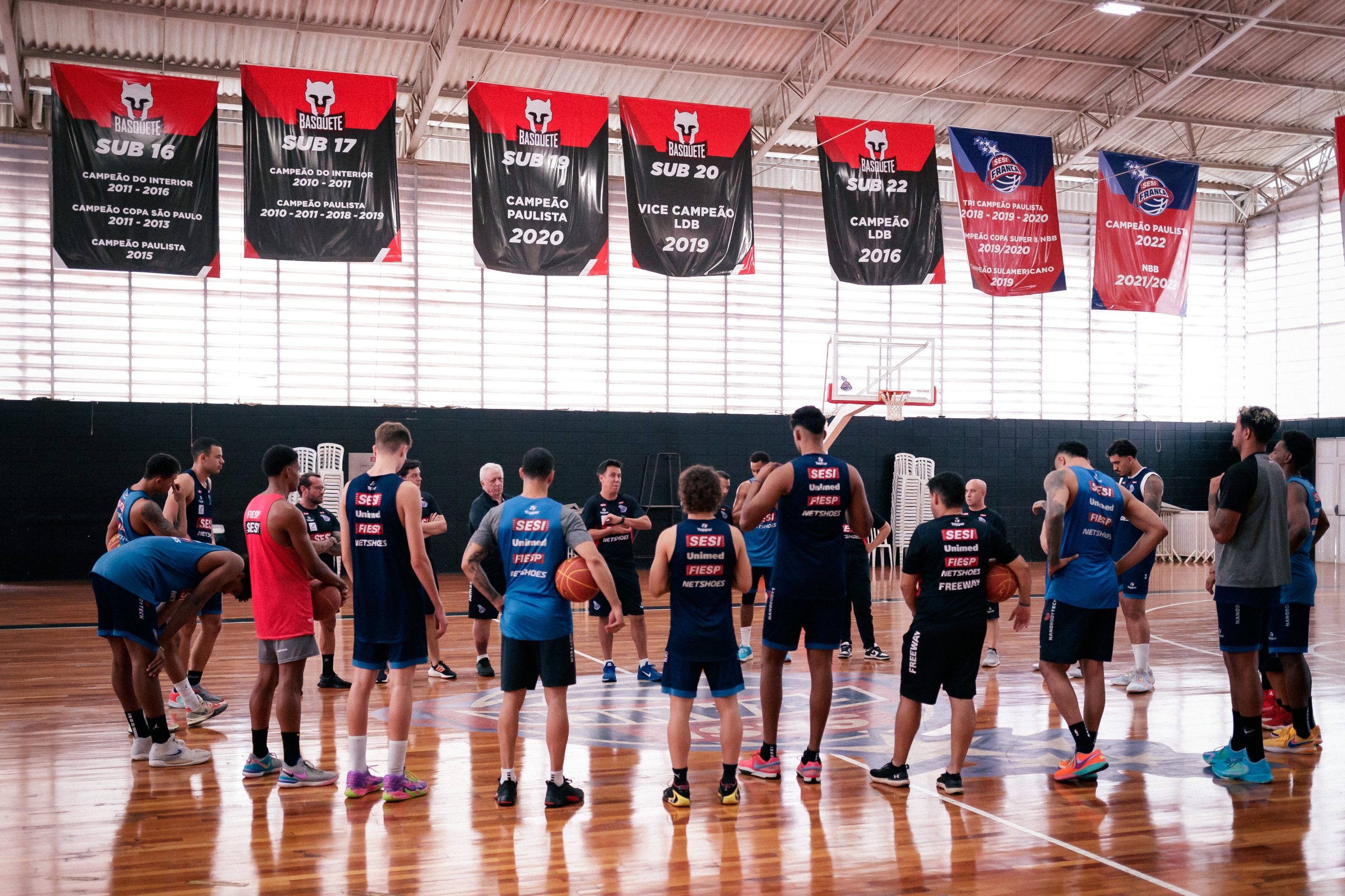 Franca vem de semana dura de treino pra pegar Unifacisa pelo Novo Basquete Brasil