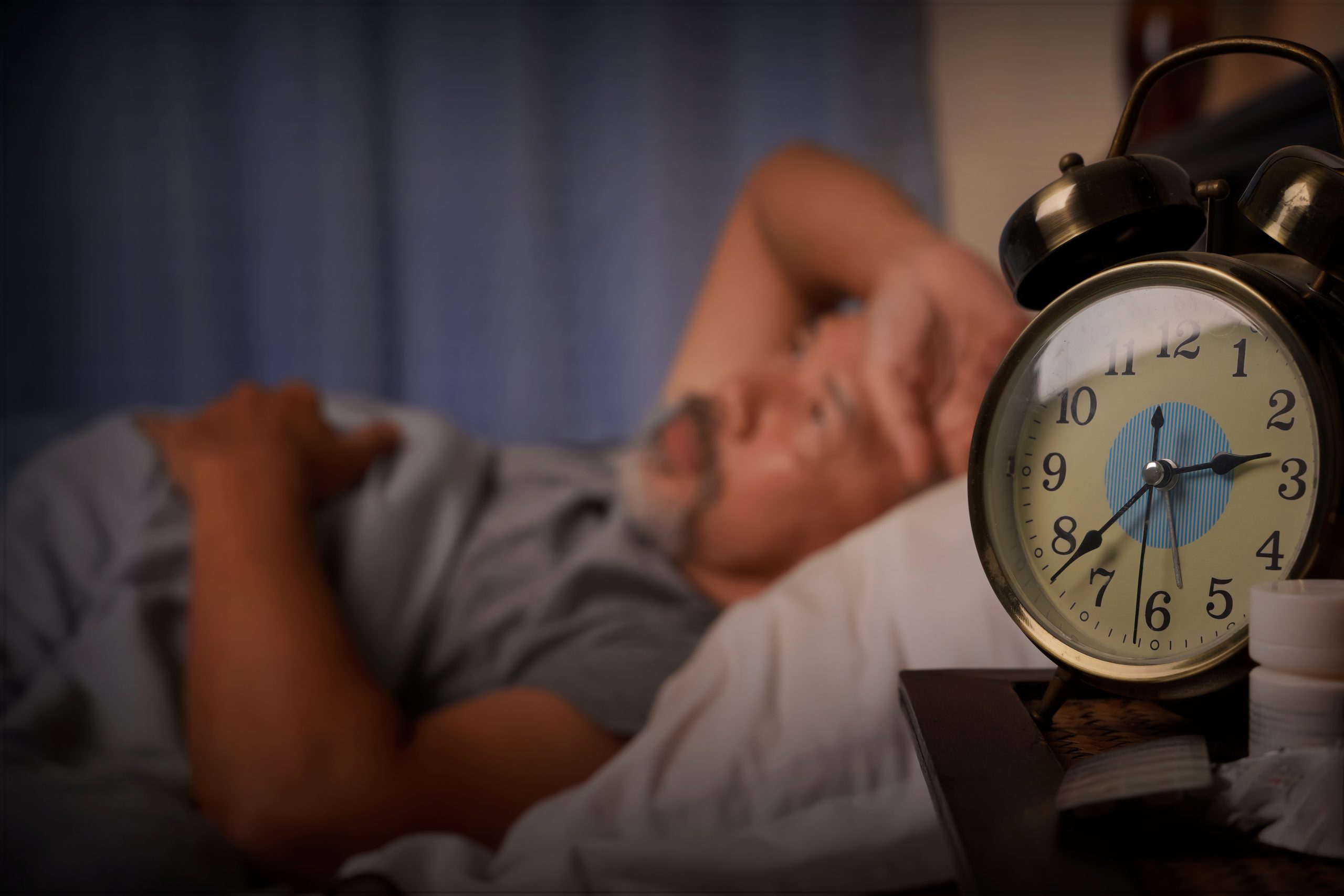 Por que algumas pessoas costumam acordar de madrugada todos os dias?