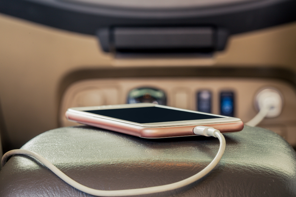 Dicas rápidas para carregar seu celular em pouco tempo antes de sair de casa