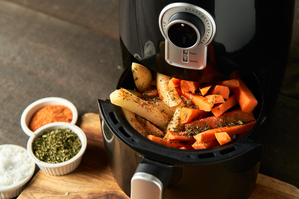 Conheça seis funções secretas da air fryer que vão te deixar de queixo caído