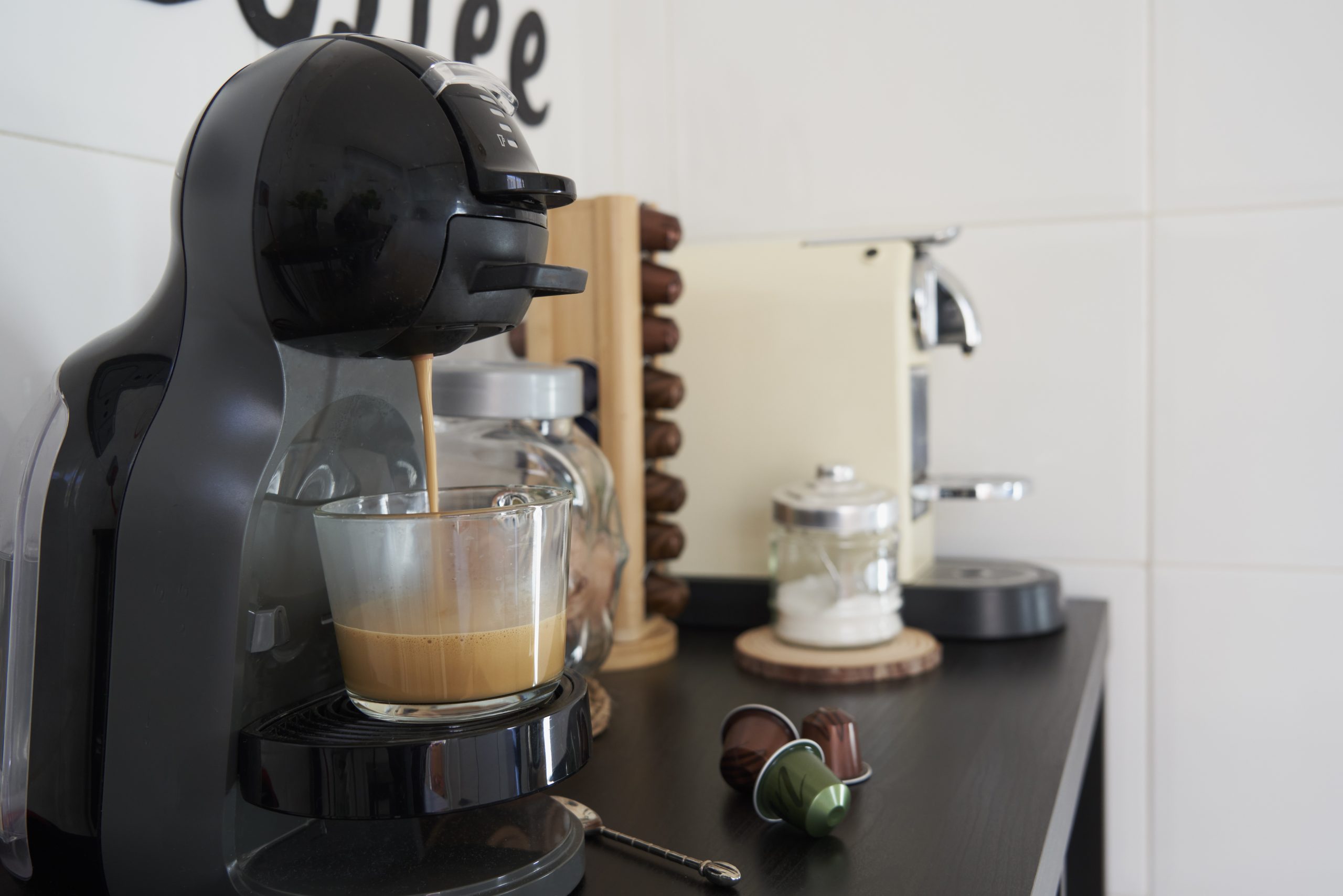 Máquinas de café podem acumular mais bactérias do que um vaso sanitário