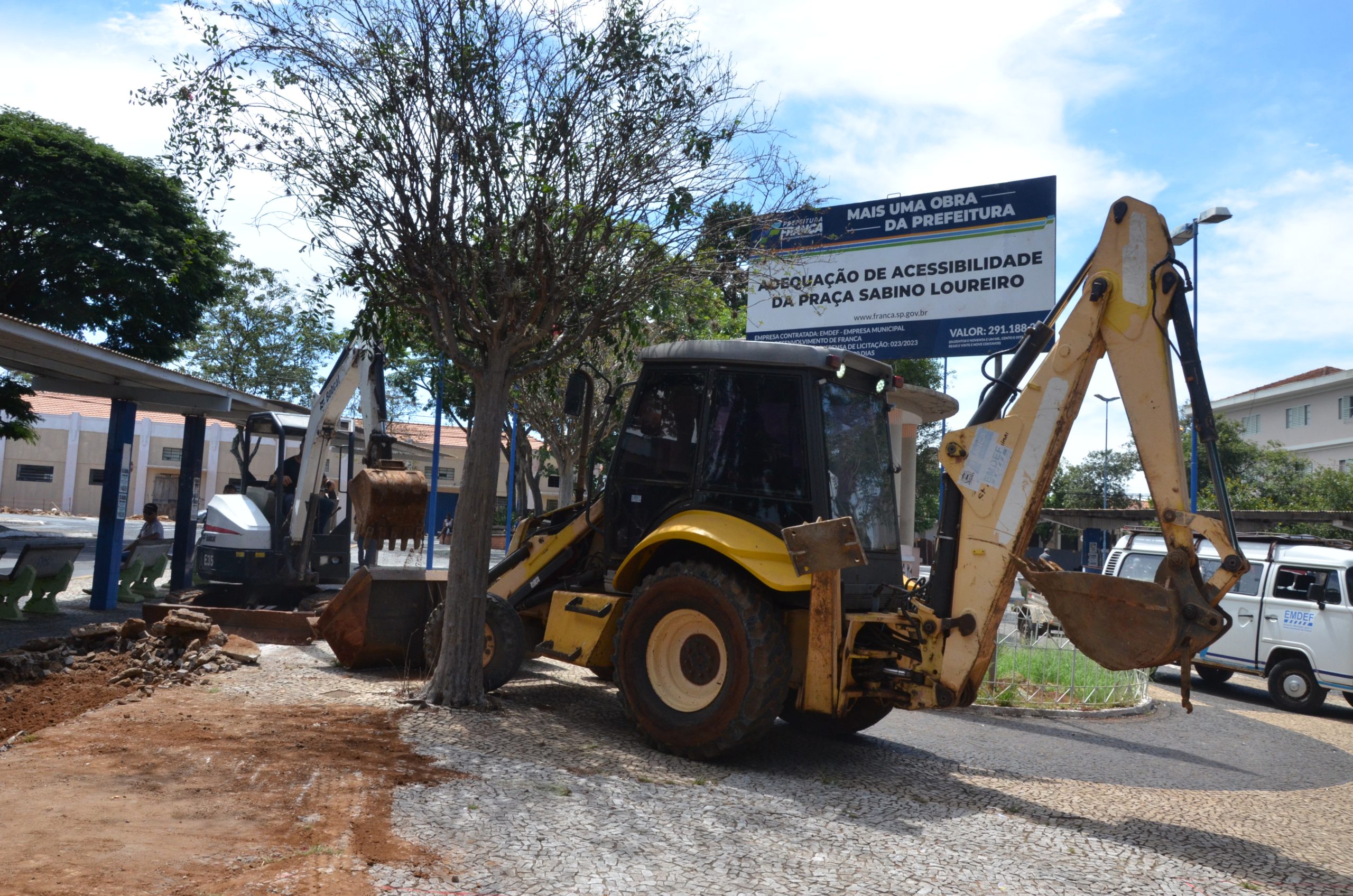Obras de acessibilidade vão transformar praça Sabino Loureiro em Franca