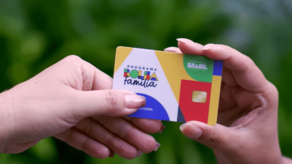 Bolsa Família: parcela de novembro começa a ser paga no dia 14 pela Caixa Federal