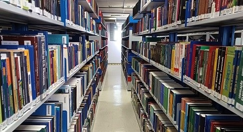 Conhecimento em Direito; biblioteca do TRE-SP conta com 16 mil títulos específicos - Jornal da Franca