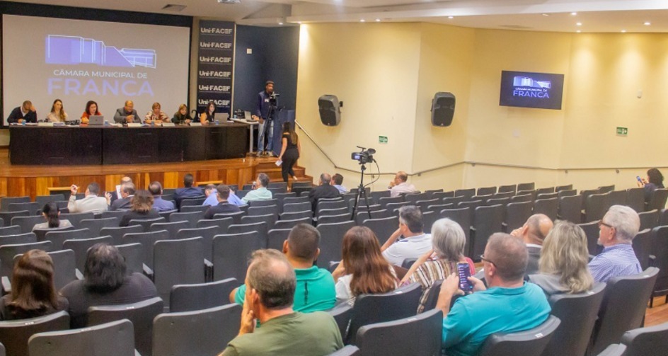 Prefeitura e Câmara fazem audiência pública para avaliar gastos do Poder Executivo