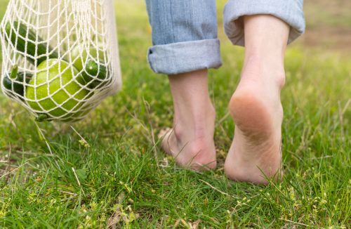 Veja os benefícios que andar descalço traz para a sua saúde (é impressionante) - Jornal da Franca