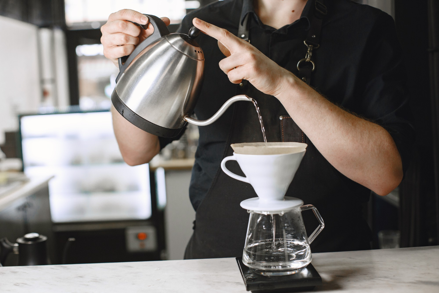 Nutricionista desvenda alguns mitos e confirma algumas verdades sobre o café