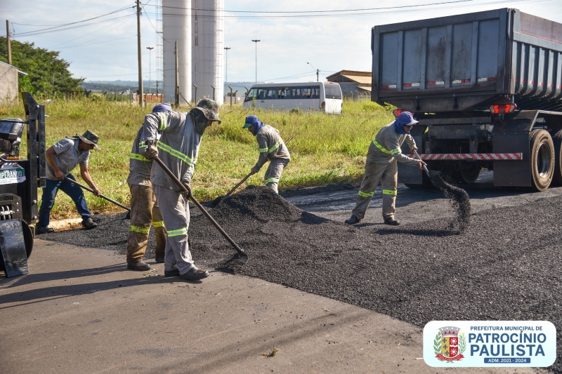 Prefeitura e Detran instalam lombofaixas em áreas de maiores riscos para pedestres