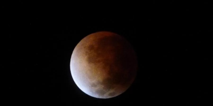 Perdeu o eclipse desta madrugada por causa do tempo ruim em Franca? Veja como foi