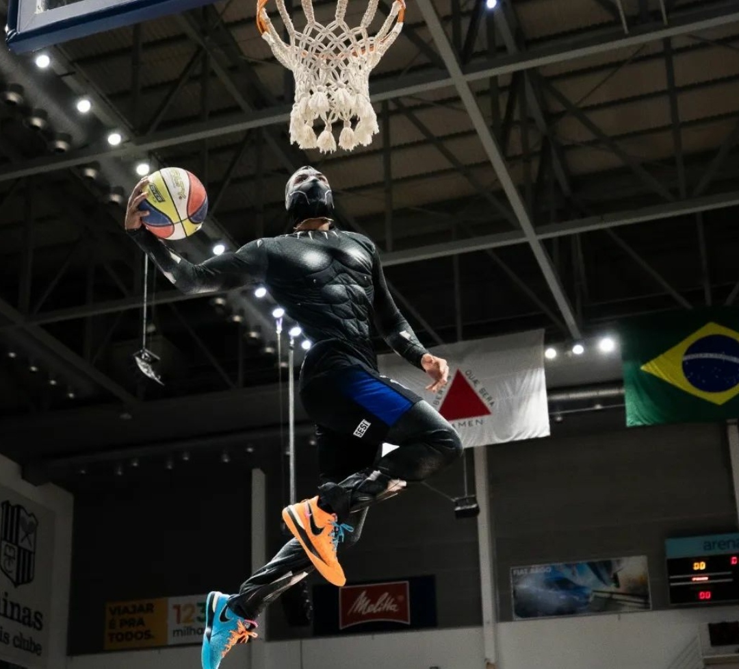 Com cravadas espetaculares, Zu Jr, do Sesi Franca, conquista Torneio de Enterradas