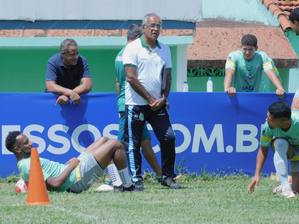 Com 100% de aproveitamento em casa, Francana recebe o desesperado América pela A-4