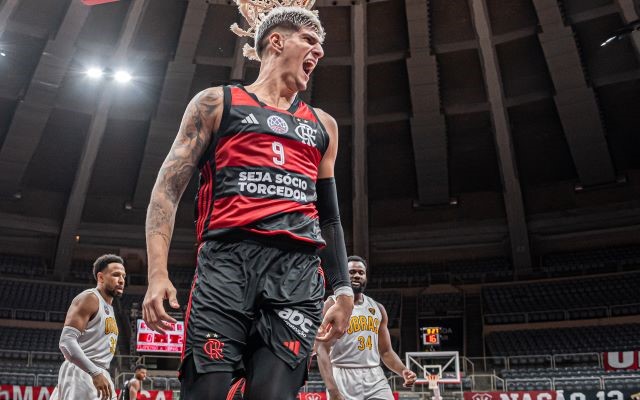 Flamengo está no Final Four da Champions: clássico com Sesi Franca fica mais perto