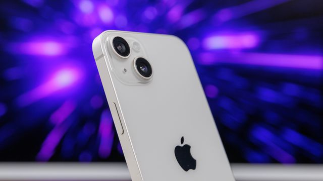 Leilão da Receita tem carro de R$ 3 mil, iPhone 14 de R$ 4,5 mil e outros itens
