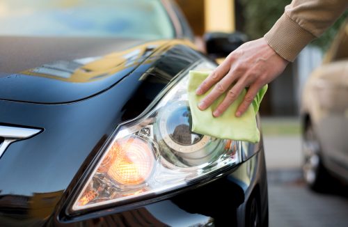 Veja dica simples para limpar faróis do seu carro e que os profissionais não contam - Jornal da Franca