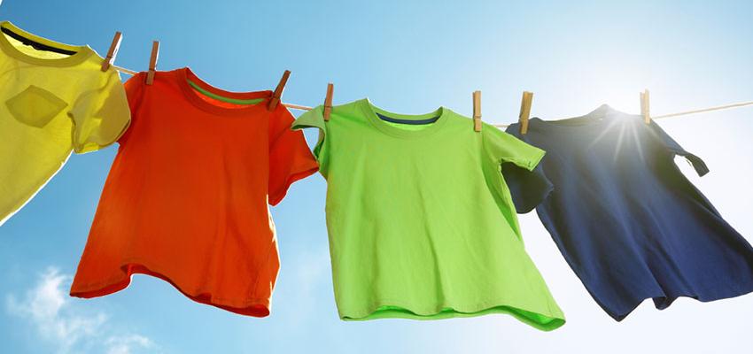 A chuva não dá um tempo e as roupas não secam? Calma que te ajudamos a improvisar