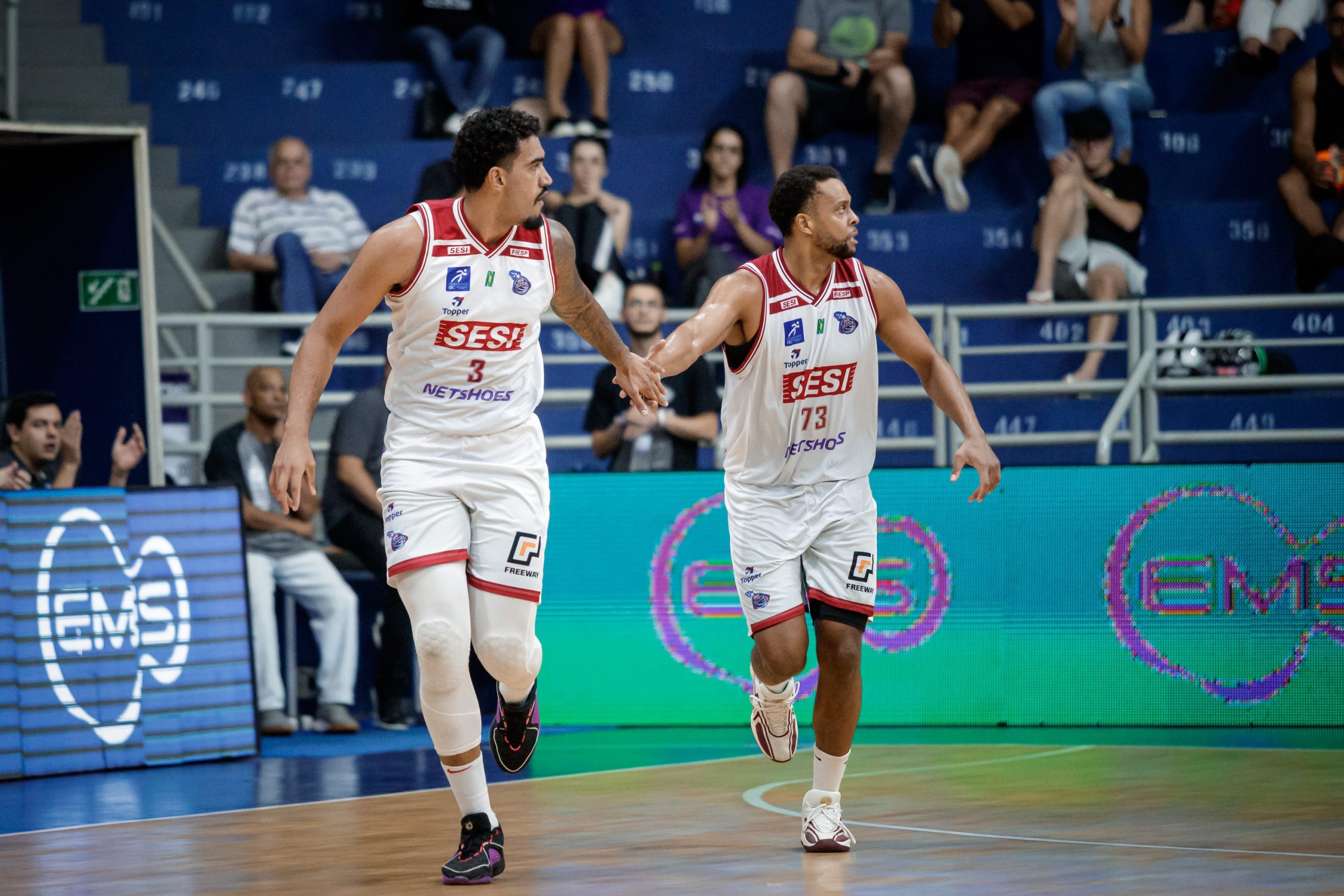 Em casa, Sesi Franca vence o São José e ainda briga pela liderança do NBB