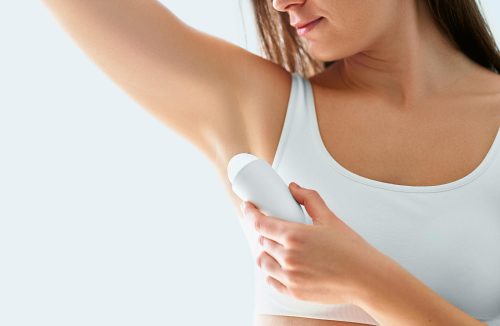 Alergia a desodorante: entenda as causas e como tratar essa condição irritante - Jornal da Franca