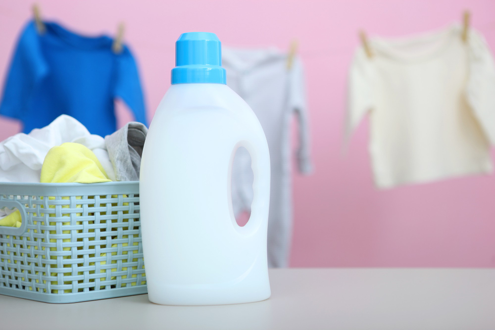 Como fazer em casa um sabão líquido perfumado para limpar e deixar roupas cheirosas