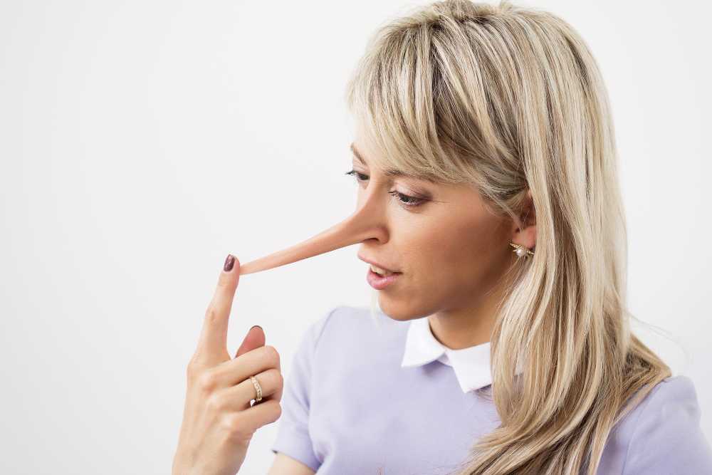 Conheça quatro dicas para identificar quando uma pessoa está lhe contando mentira